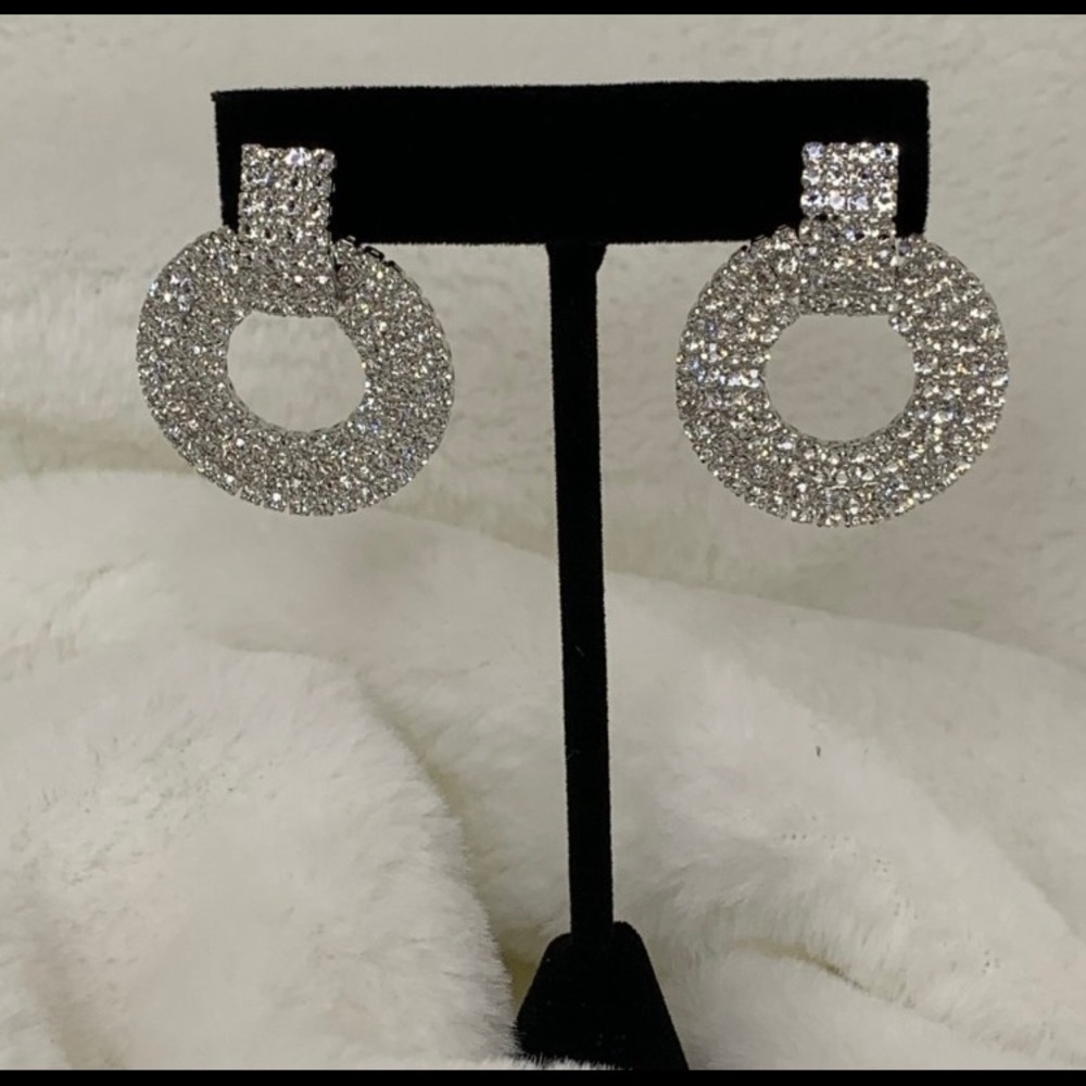 Circle Rhinestone Earrings
